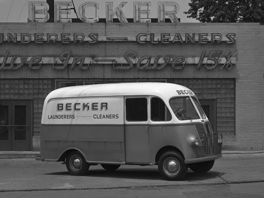  International Metro Delivery Van 1941 года  (фото 3 из 3)